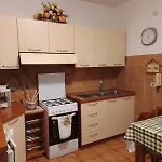 Casa Dei Nonni Apartment