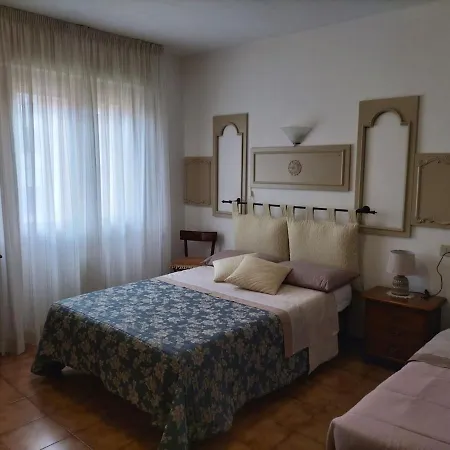Casa Dei Nonni Apartment *
